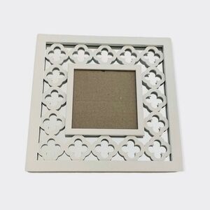 Nicole Miller White Carved Floral Wood Mirrored Photo Frame 8.5" Wall Decor VG